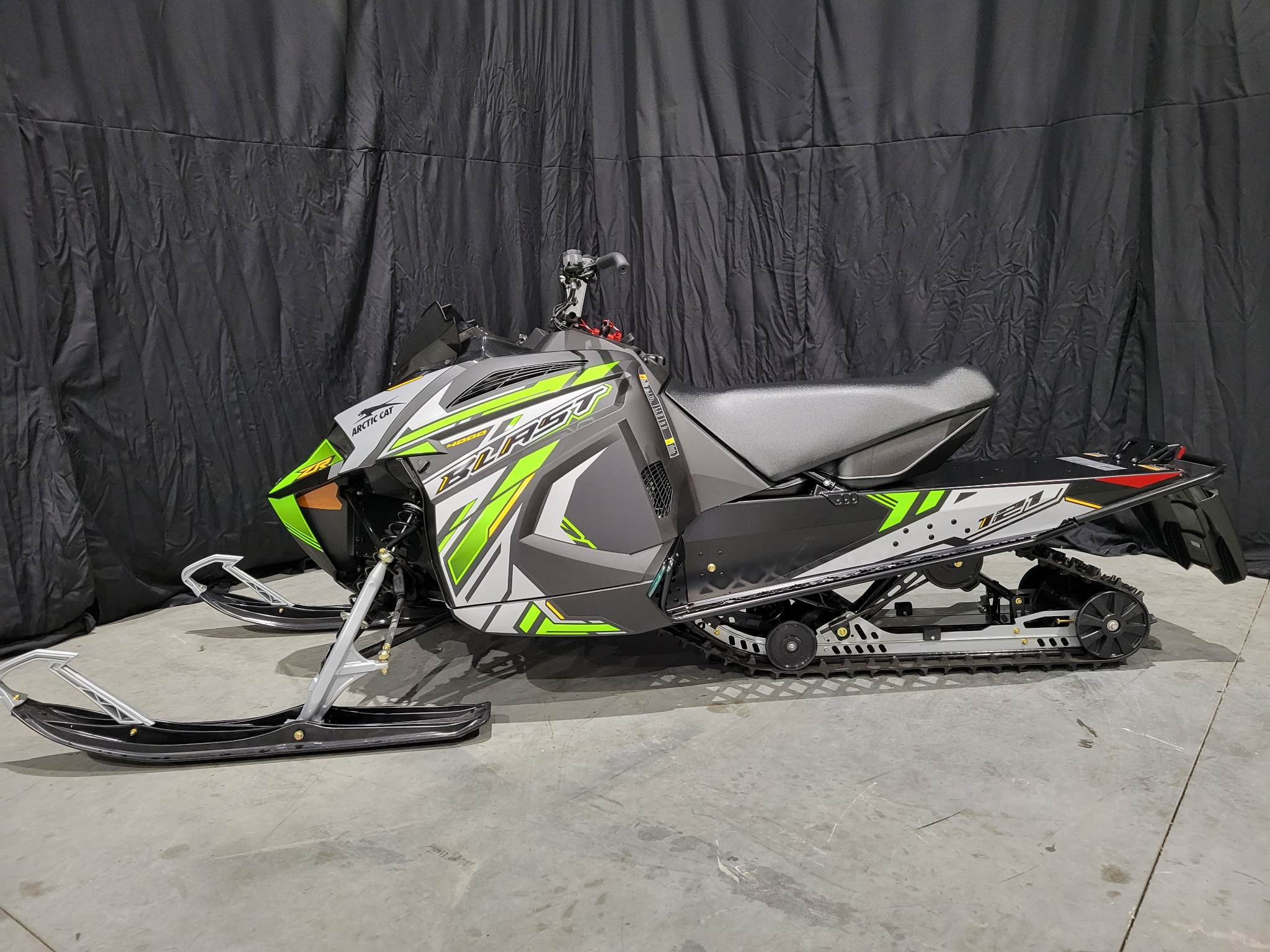 2025 Arctic Cat Blast ZR 4000 Offre Snowmageddon Grégoire Sport